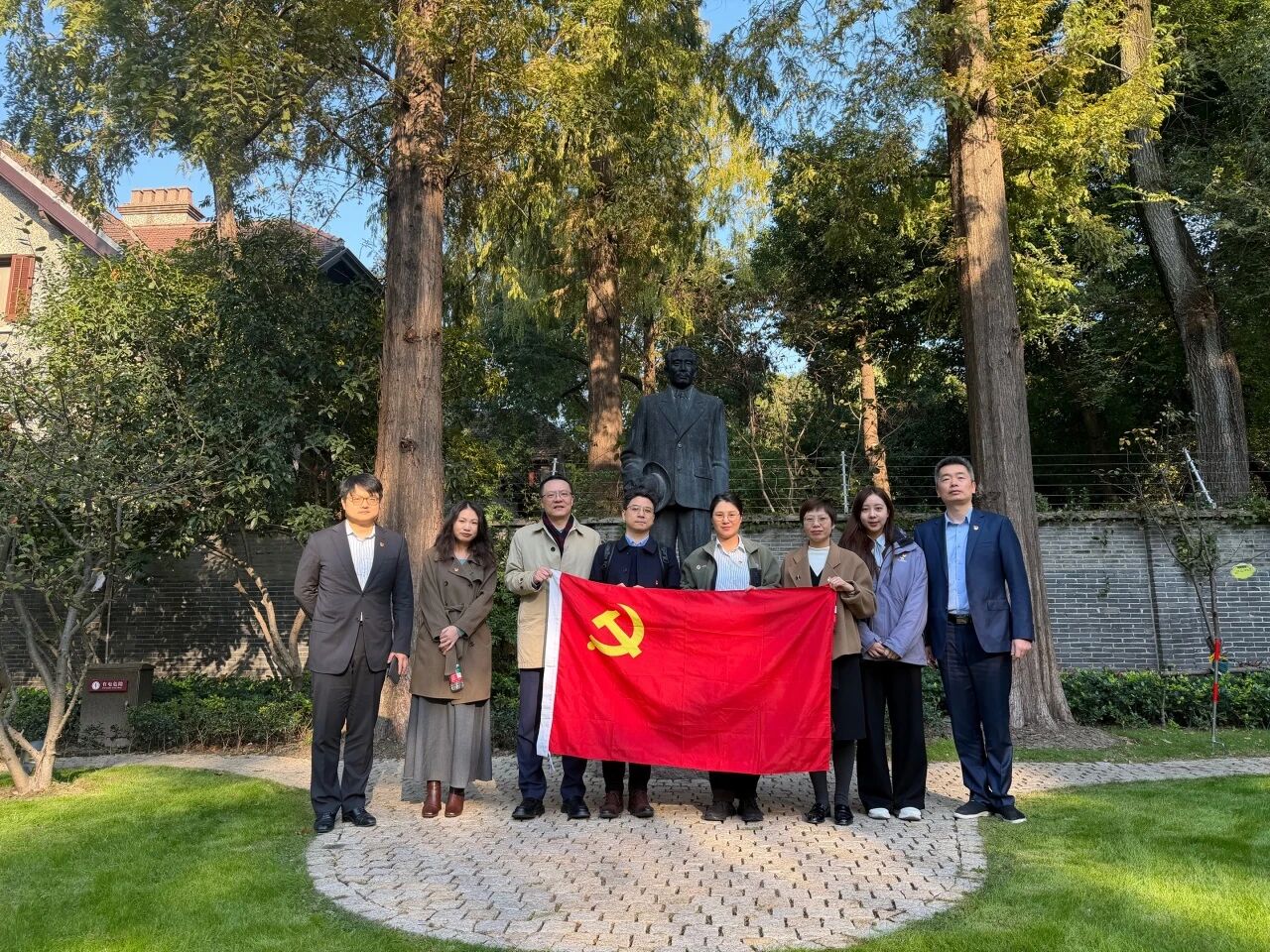 1765165490567092491.jpg 264d164e4c835d04d20dcc8806c672ab.jpg